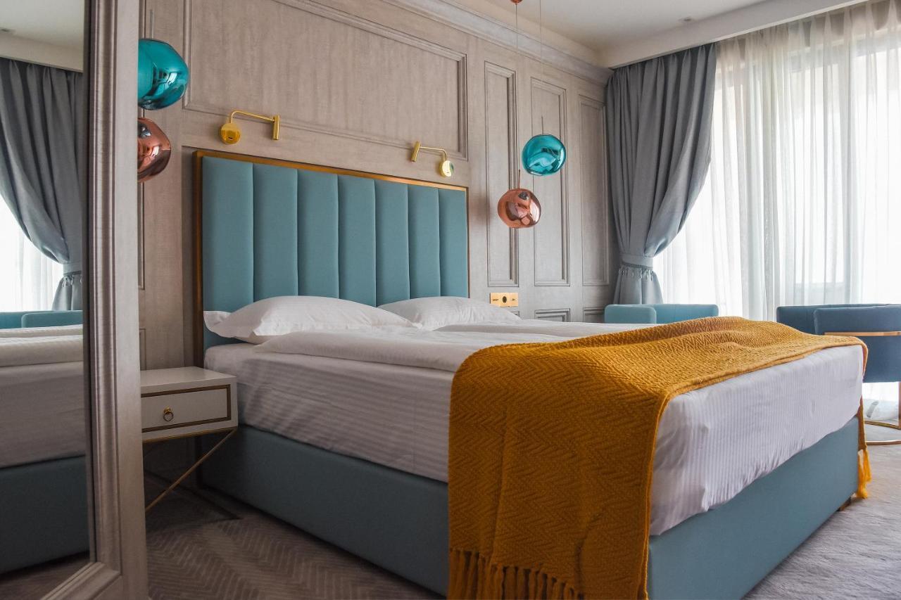 Hotel Maris Улцин Екстериор снимка