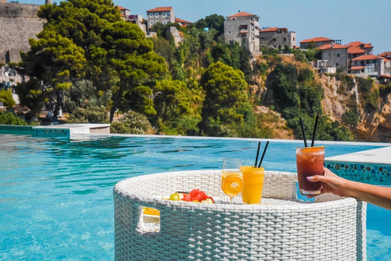Hotel Maris Улцин Екстериор снимка