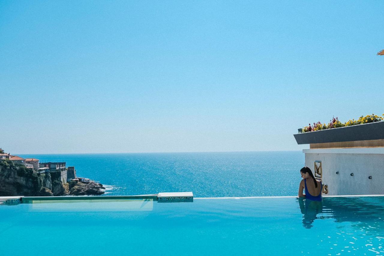 Hotel Maris Улцин Екстериор снимка