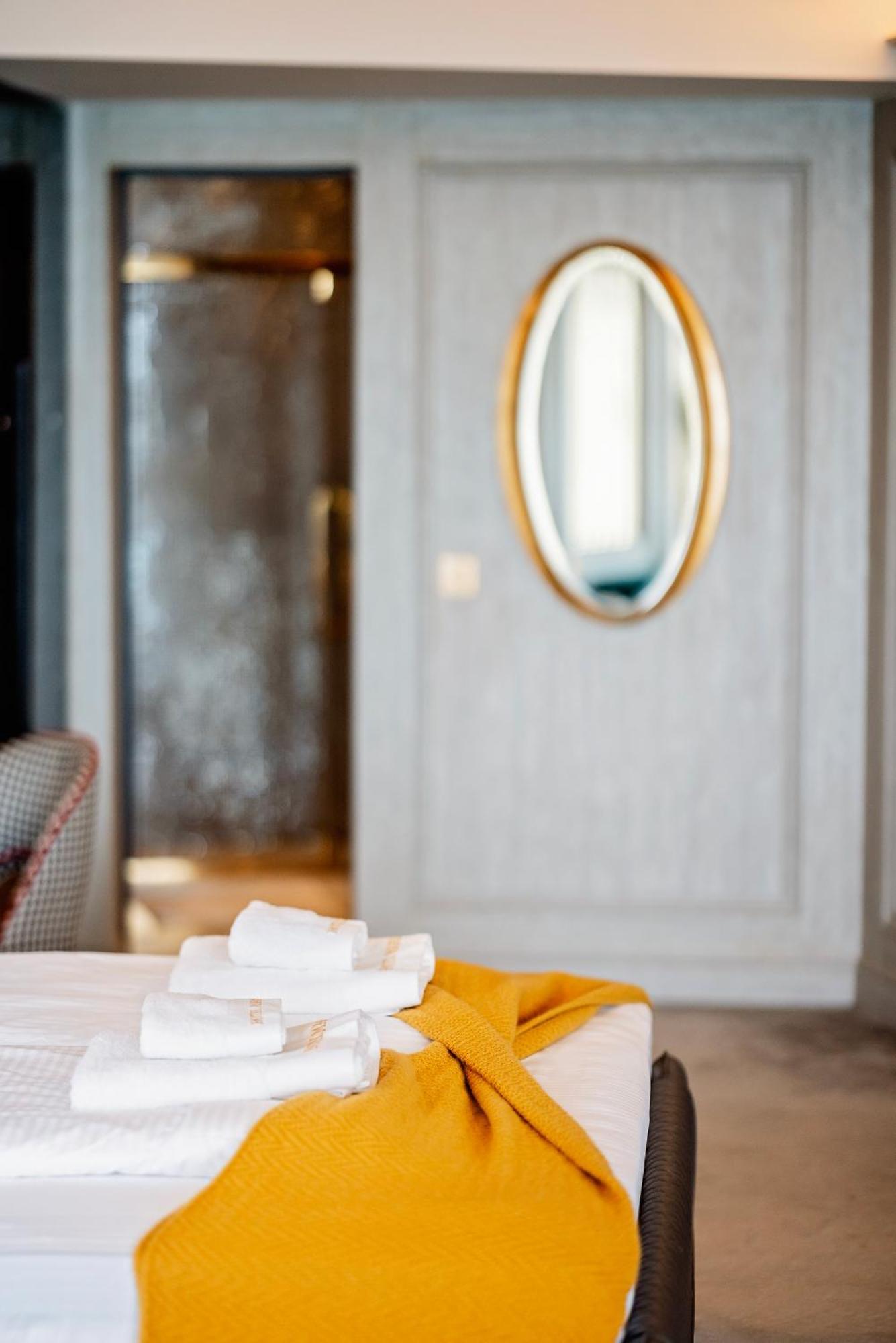 Hotel Maris Улцин Екстериор снимка