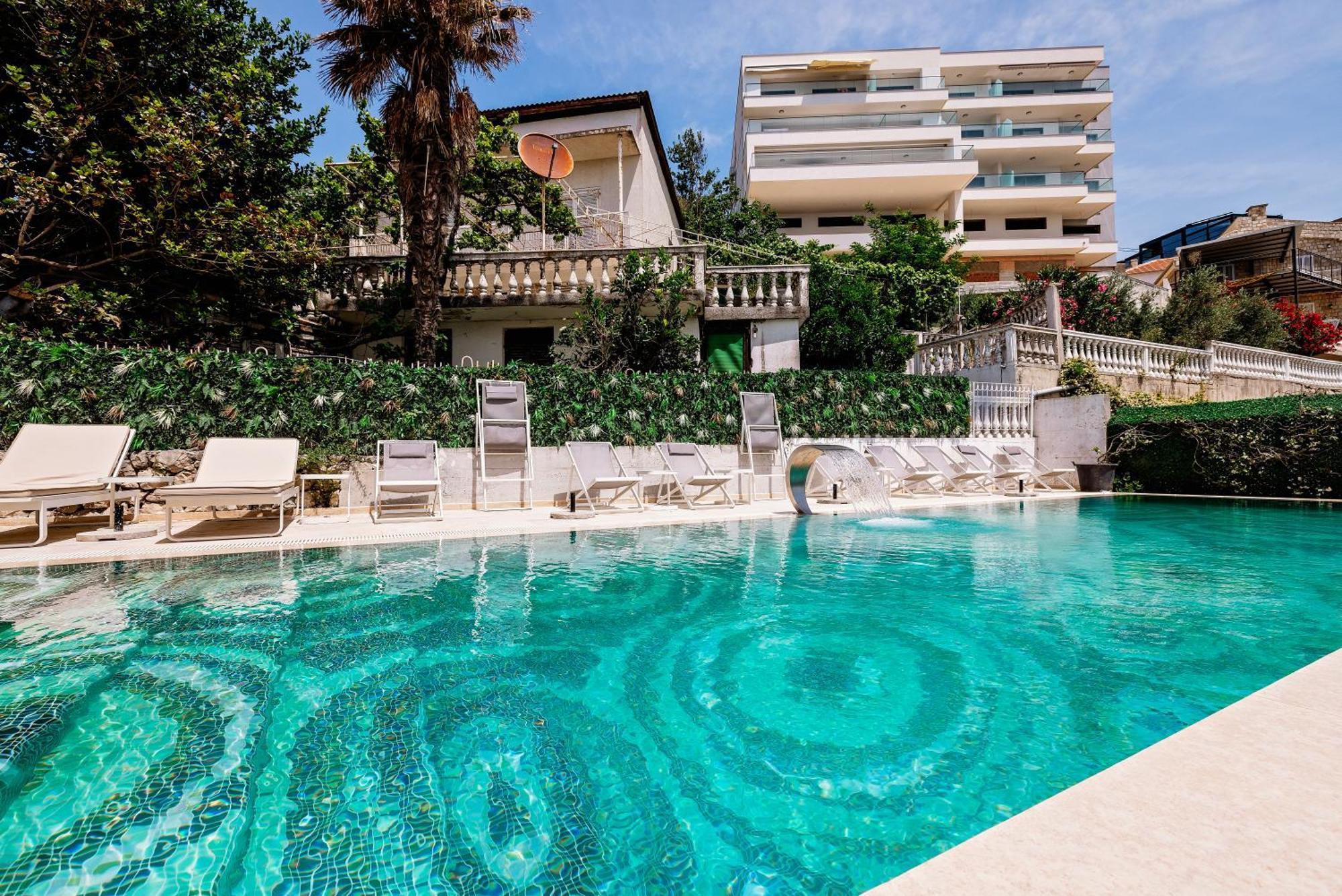 Hotel Maris Улцин Екстериор снимка